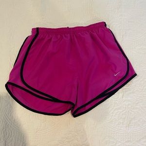 Nike Running Shorts Magenta Medium